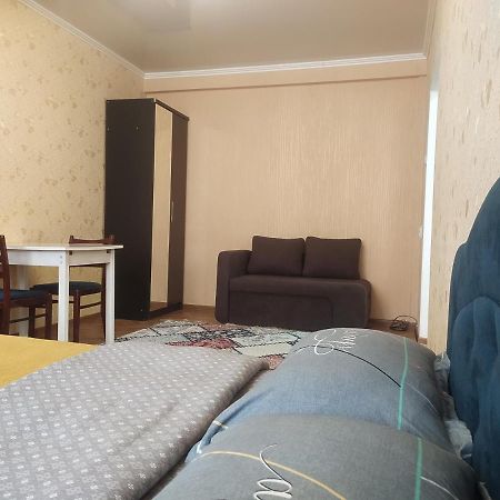Aura On Kievskaya, 168 Apartment Bishkek Exterior photo